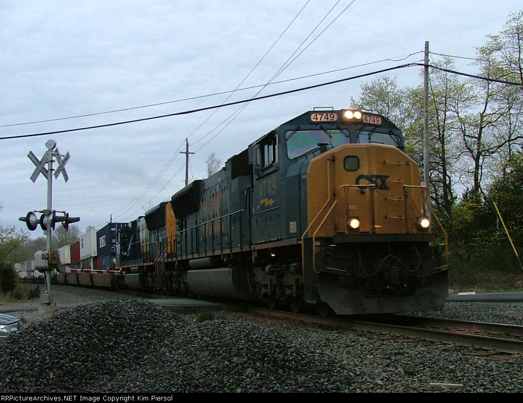 CSX 4749